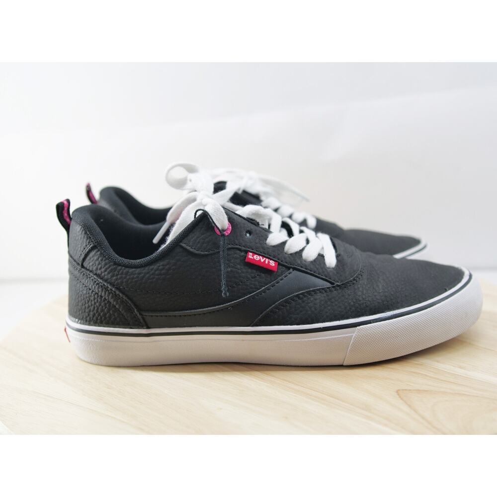 Levi's Womens‎ Sneaker Sz 8 Black Naya LUX Casual Vegan Leather Sporty Shoe